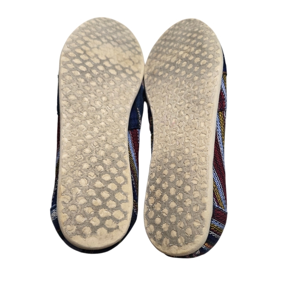 Toms Tribal Striped Flats W9 - Picture 7 of 8